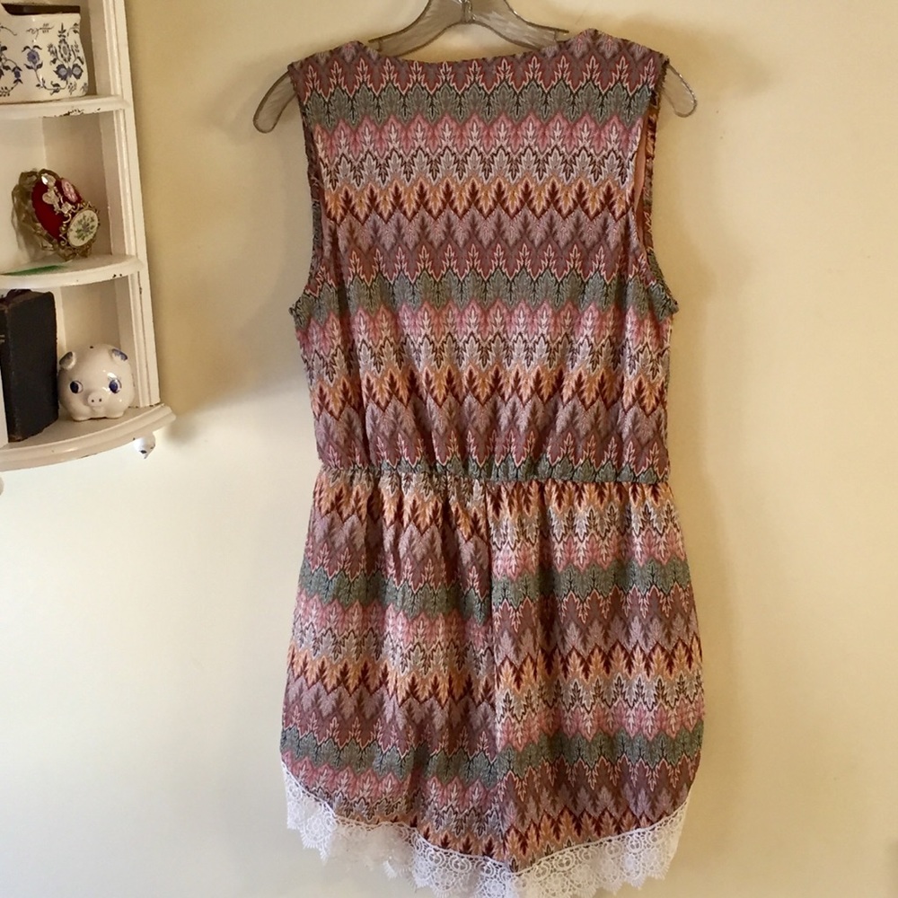 HP 3/17 Beautiful Lacy Romper - Picture 6 of 8